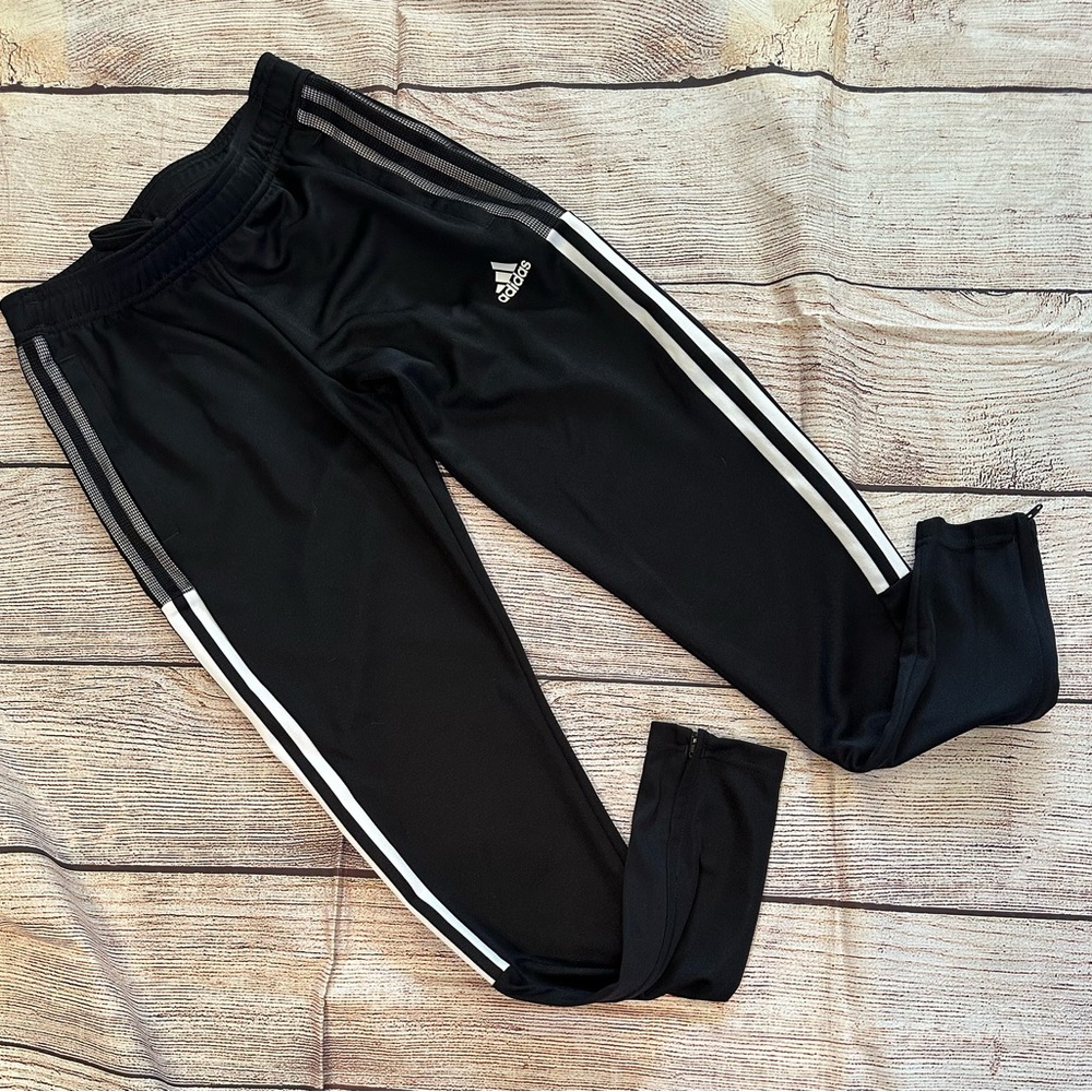 NWOT szXS Adidas warmup pants black